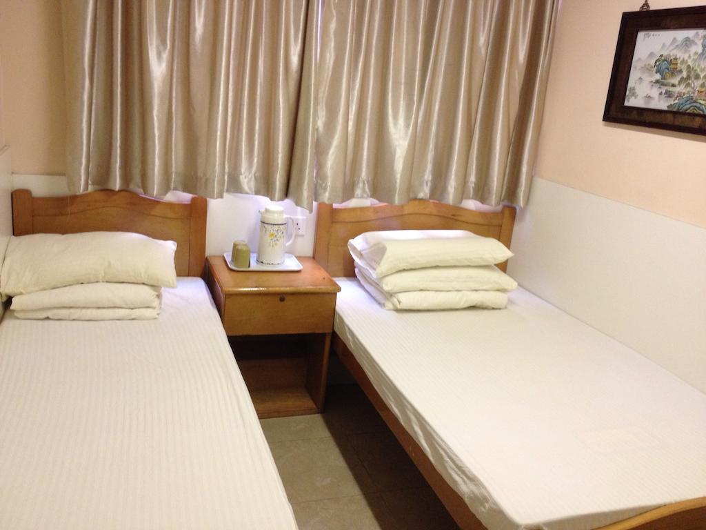 Marlboro Inn Hong Kong Bilik gambar